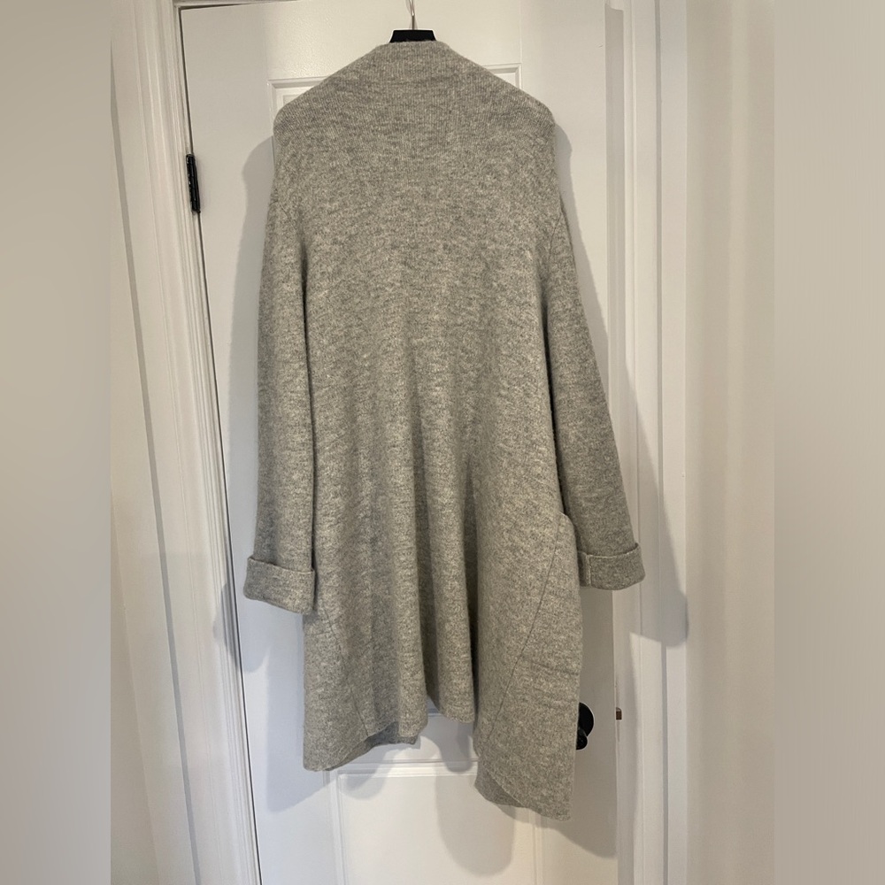 Vince clean edge cardigan coat size medium merino wool - Picture 13 of 13